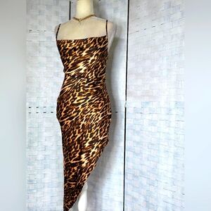 FOREVER 21  Asymmetrical Dress